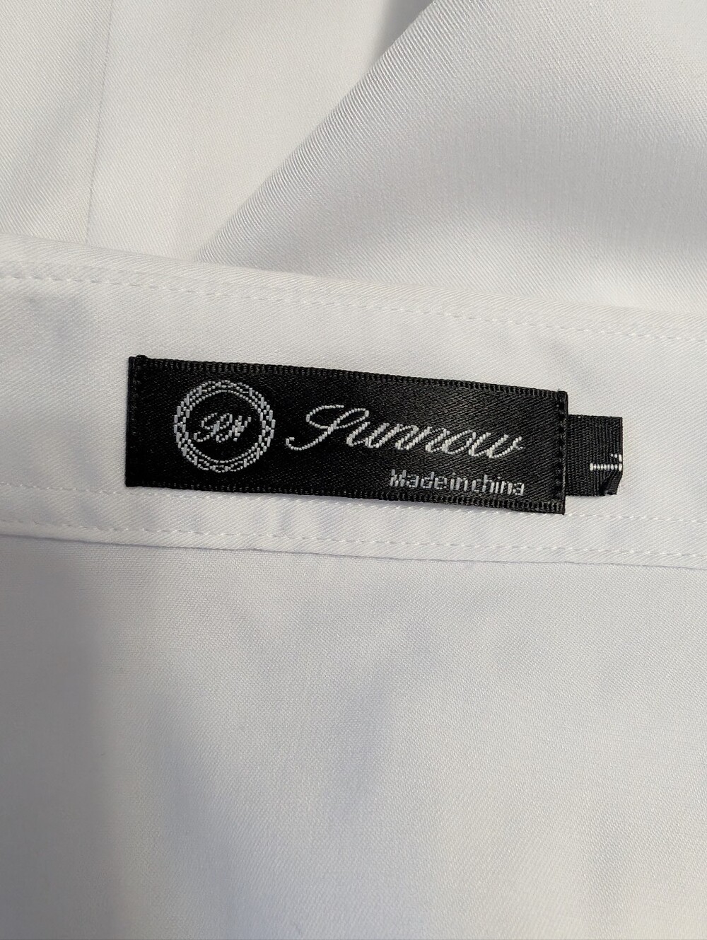 Sunnow Classic White Short-Sleeve Button-Up Top Size L - Picture 7 of 8